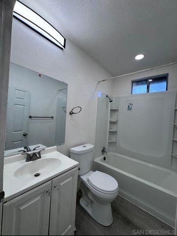 228 Richardson, El Cajon, CA 92020