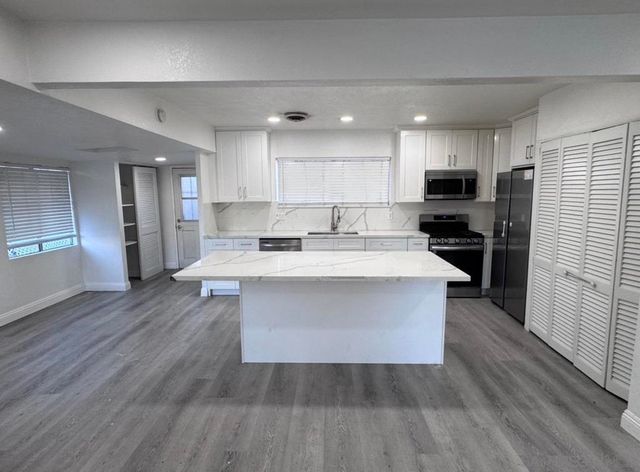 228 Richardson, El Cajon, CA 92020