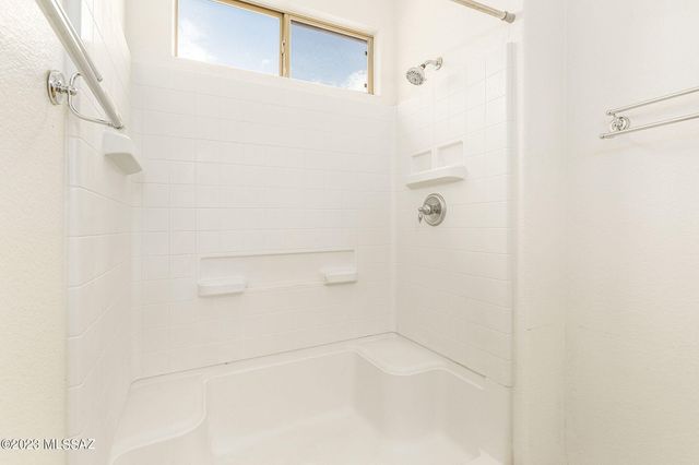 7084 S Camino Derecho, Tucson, AZ 85746