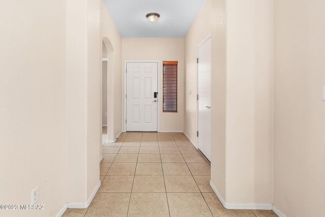 7084 S Camino Derecho, Tucson, AZ 85746