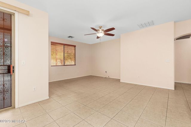 7084 S Camino Derecho, Tucson, AZ 85746