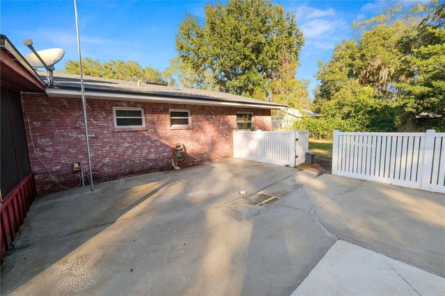 4615 OLD POLK CITY ROAD, Lakeland, FL 33809