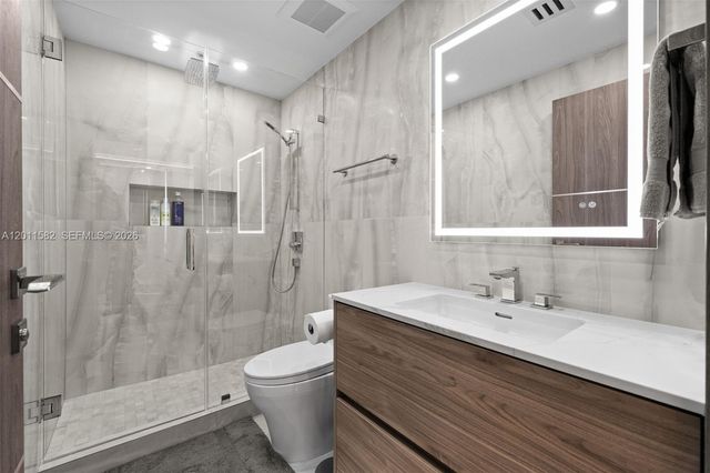 1830 S Ocean Dr 1002, Hallandale Beach, FL 33009