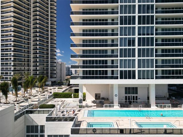 1830 S Ocean Dr 1002, Hallandale Beach, FL 33009
