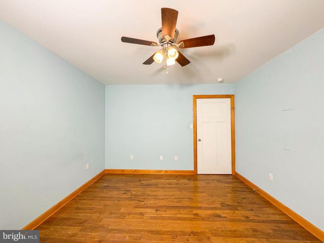 307 BEACON CT, Montross, VA 22520