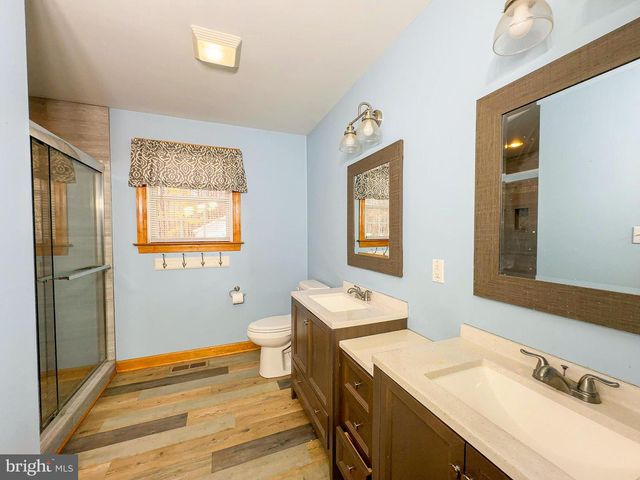 307 BEACON CT, Montross, VA 22520