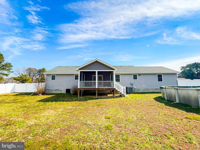 307 BEACON CT, Montross, VA 22520