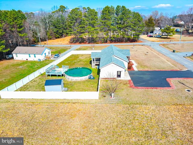 307 BEACON CT, Montross, VA 22520