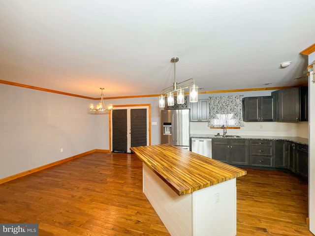 307 BEACON CT, Montross, VA 22520