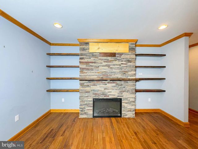 307 BEACON CT, Montross, VA 22520