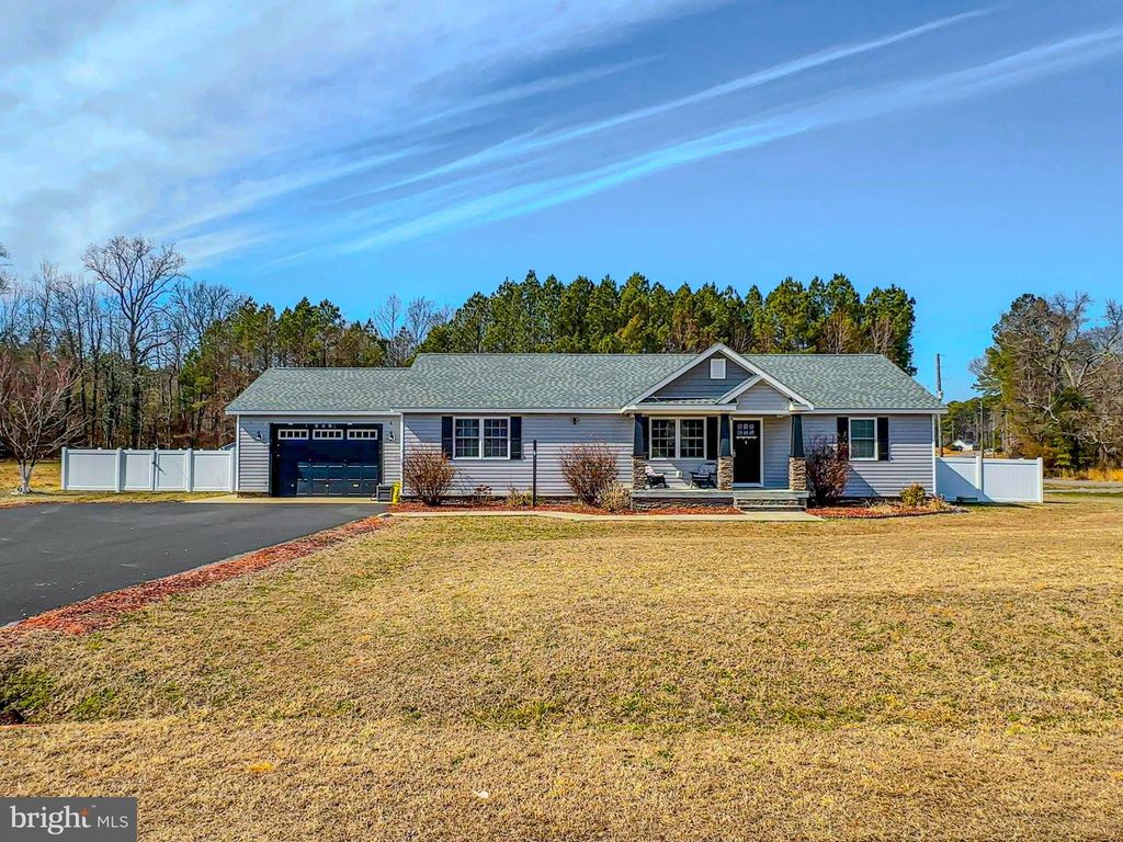 307 BEACON CT, Montross, VA 22520