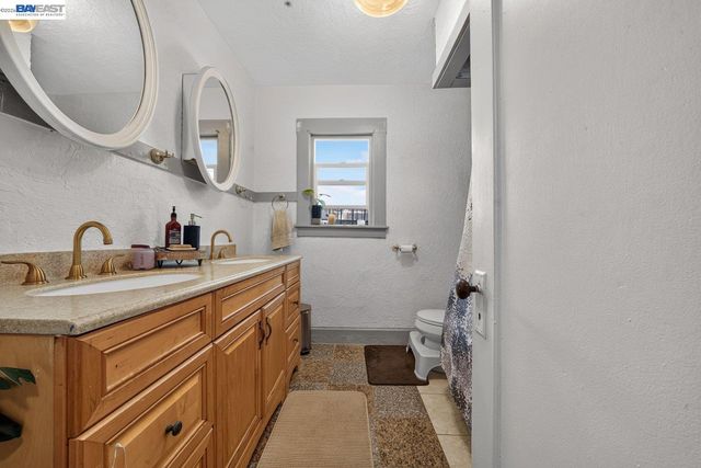 1708 Auseon Ave, Oakland, CA 94621