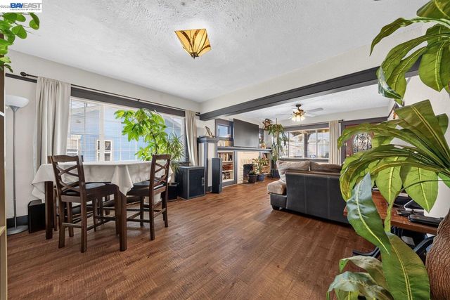 1708 Auseon Ave, Oakland, CA 94621