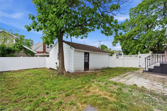 646 Macon Place, Uniondale, NY 11553