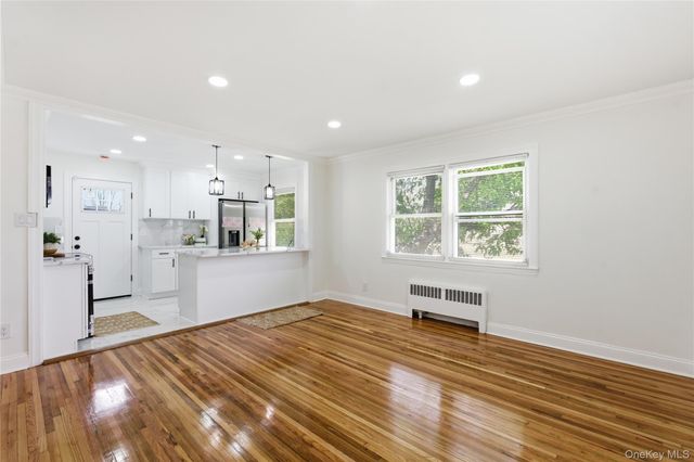 646 Macon Place, Uniondale, NY 11553