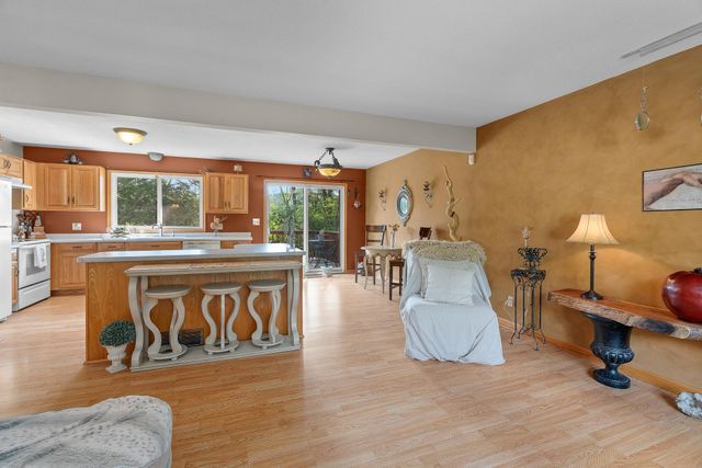 235 Quehl Avenue N, Lakeland, MN 55043