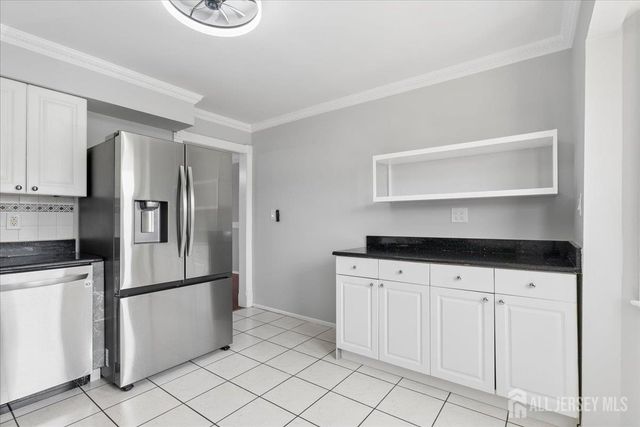 45 Astor Court, Sayreville, NJ 08872