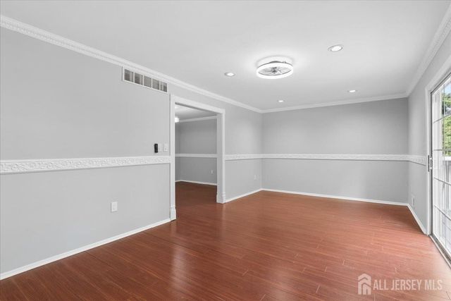 45 Astor Court, Sayreville, NJ 08872