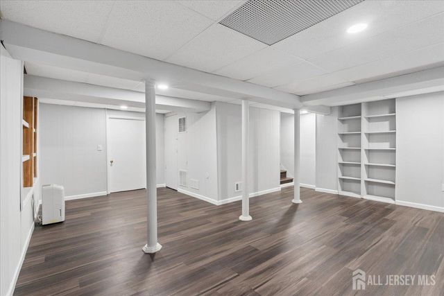 45 Astor Court, Sayreville, NJ 08872