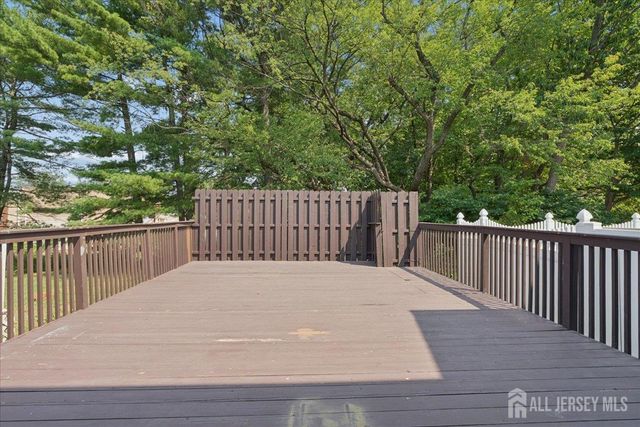 45 Astor Court, Sayreville, NJ 08872