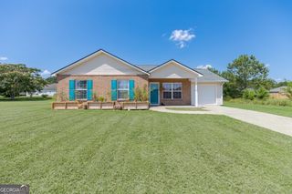 18 Woodrow Miller Street, Hawkinsville, GA 31036