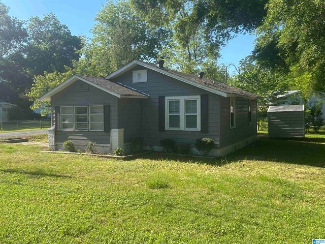 106 E CREST ROAD, Hueytown, AL 35023