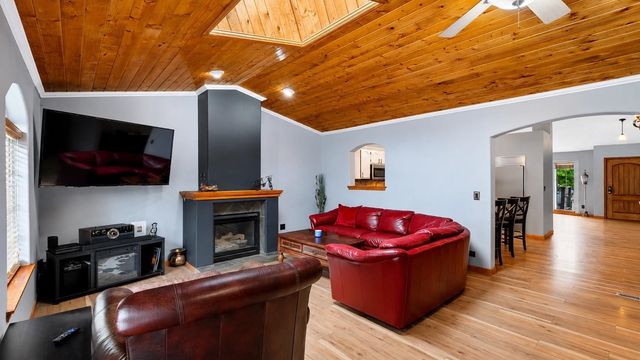 3703 E Courtland Ave, Spokane, WA 99217