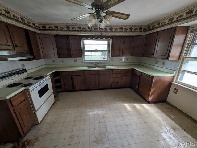 1610 Berkley Lane, Belleville, IL 62226