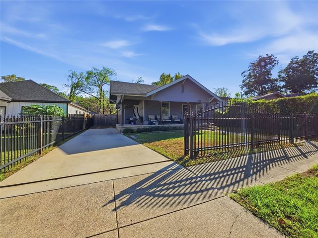 1328 Elmwood Avenue, Fort Worth, TX 76104