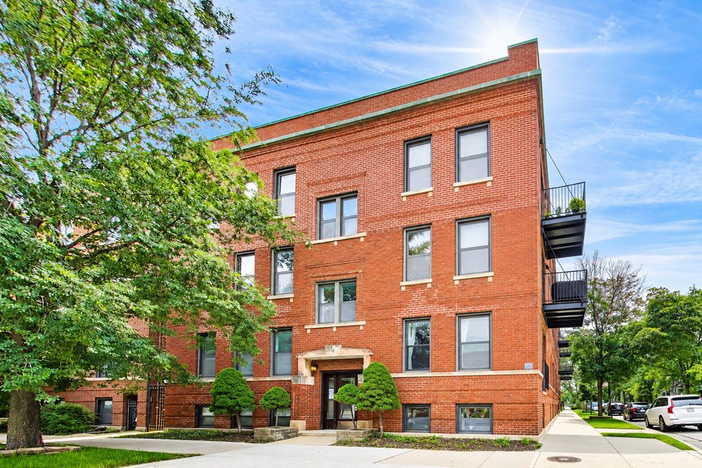 1659 W Addison Street 1, Chicago, IL 60613 — exterior