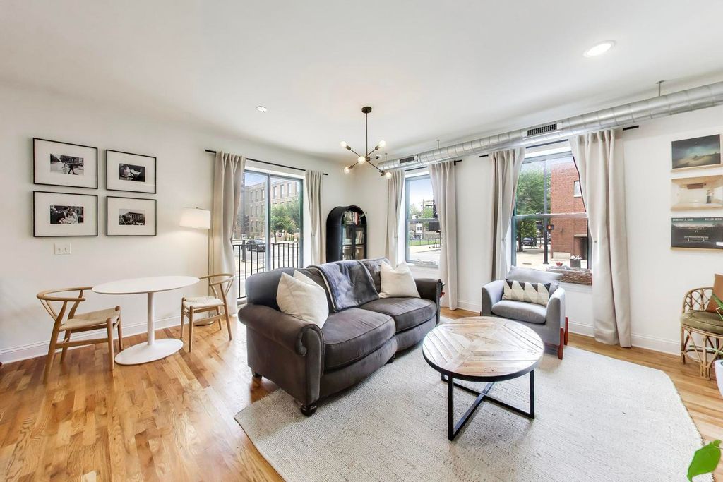 1659 W Addison Street 1, Chicago, IL 60613 — photo 3