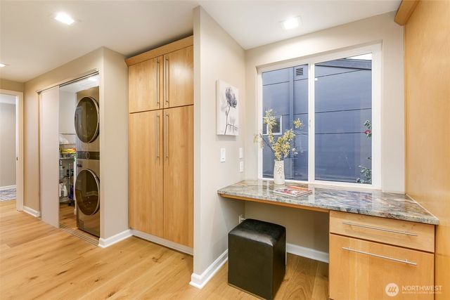 6001 60th Avenue NE, Seattle, WA 98115