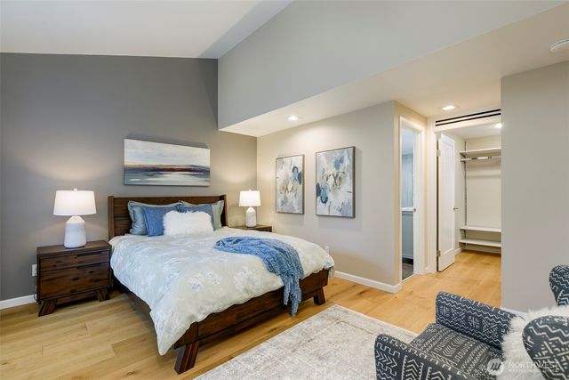 6001 60th Avenue NE, Seattle, WA 98115