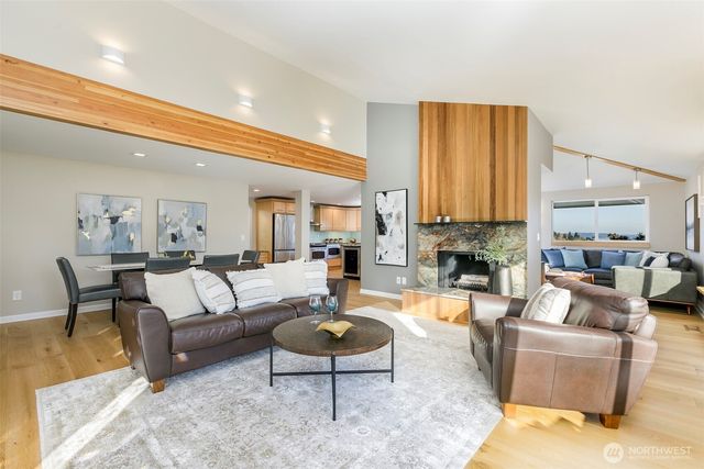 6001 60th Avenue NE, Seattle, WA 98115