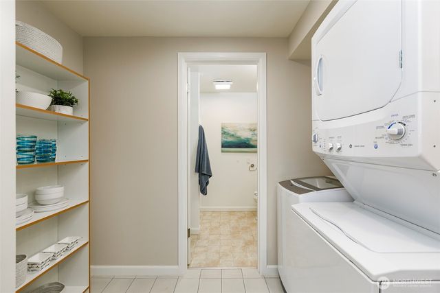 6001 60th Avenue NE, Seattle, WA 98115