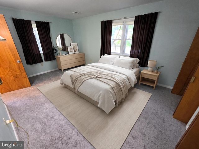 51 MILLER DR, Manheim, PA 17545