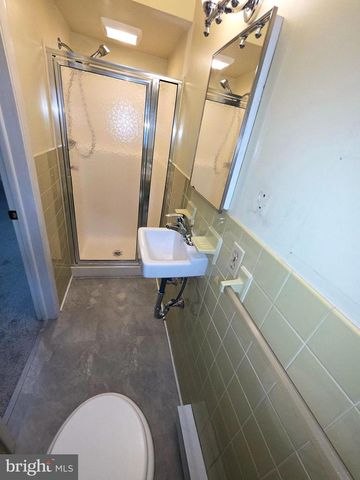51 MILLER DR, Manheim, PA 17545