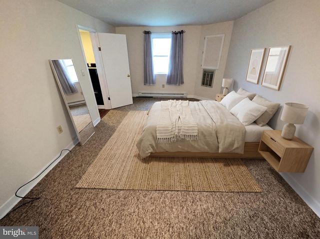 51 MILLER DR, Manheim, PA 17545