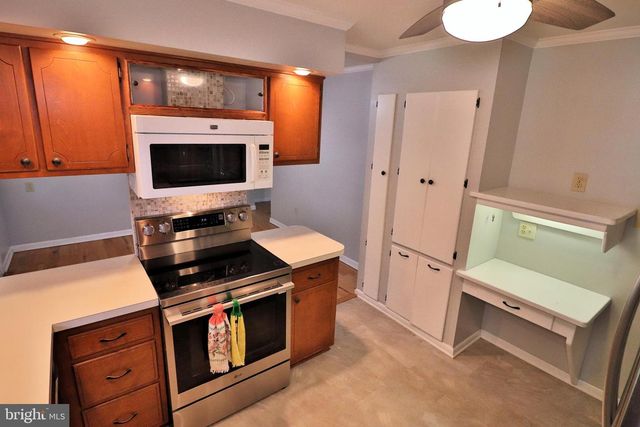 51 MILLER DR, Manheim, PA 17545