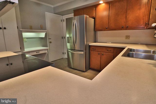 51 MILLER DR, Manheim, PA 17545