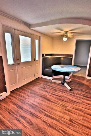 51 MILLER DR, Manheim, PA 17545