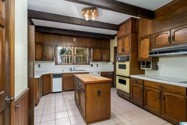 4400 OLD LEEDS ROAD, Mountain Brook, AL 35213