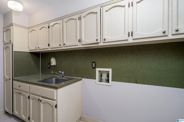 4400 OLD LEEDS ROAD, Mountain Brook, AL 35213