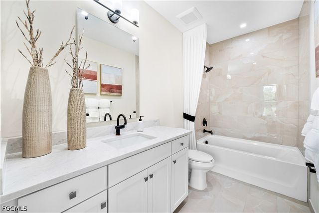 10952 Salt Bay WAY, Fort Myers, FL 33913