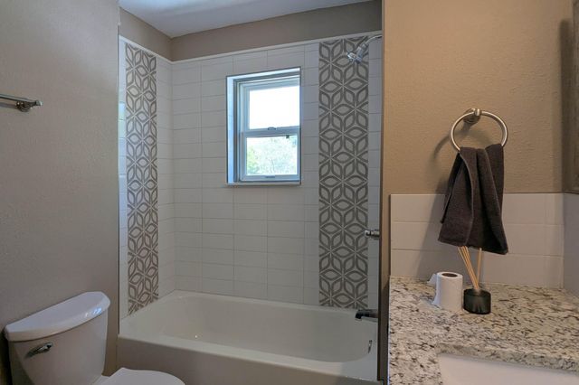 10031 Guadalupe Trail NW A, Albuquerque, NM 87114