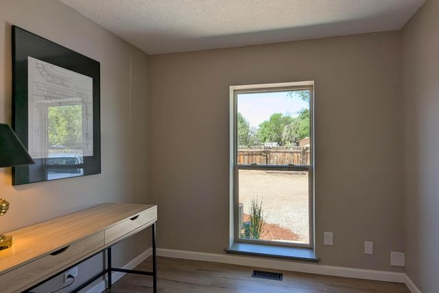 10031 Guadalupe Trail NW A, Albuquerque, NM 87114