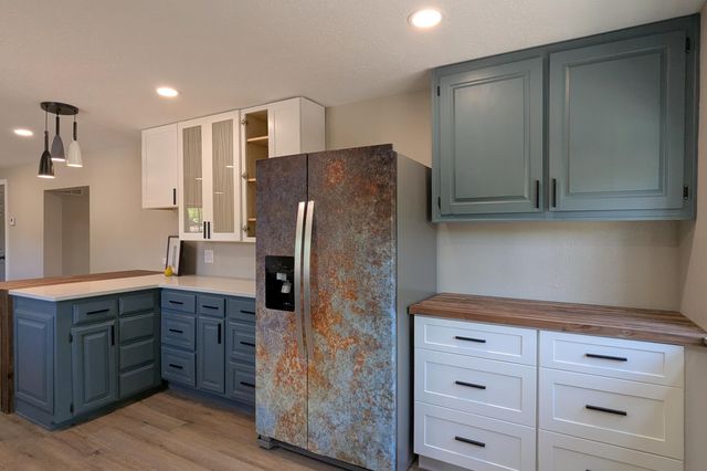 10031 Guadalupe Trail NW A, Albuquerque, NM 87114