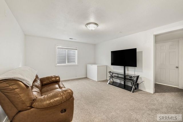 855 E Walnut Street, Pocatello, ID 83201