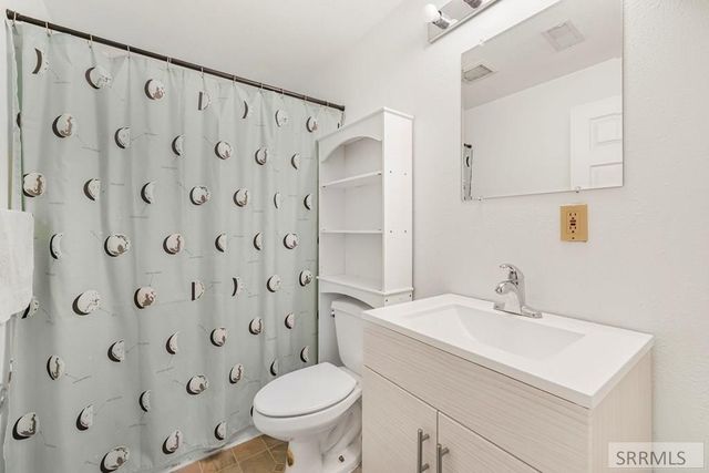 855 E Walnut Street, Pocatello, ID 83201