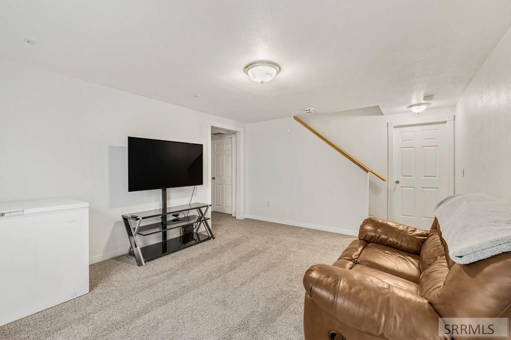 Image 12 of property listing at 855 E Walnut Street, Pocatello, ID 83201